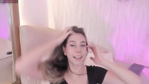   online show from November 30, 8:16 pm