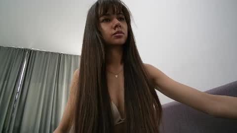 meriannabell online show from April 27, 3:26 am