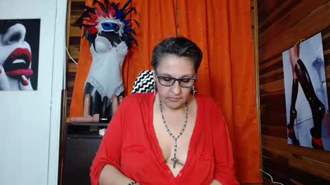 Snapshot of merlyna_goldens chatting on February 15, 3:39 pm My next birthday is December 11th. online show from February 15, 3:39 pm