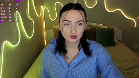 Merry online show from April 16, 12:00 am