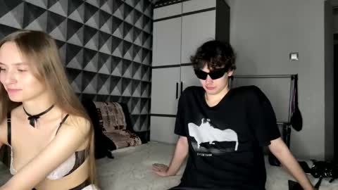 Johnny and Hailey online show from February 27, 5:27 pm