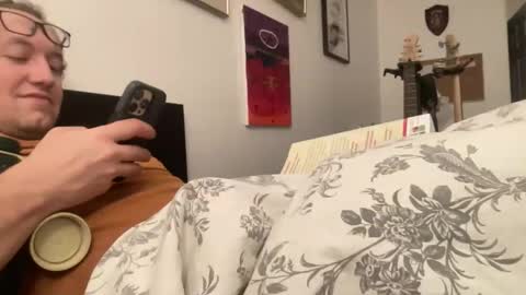 metallica92786 online show from February 4, 6:50 am