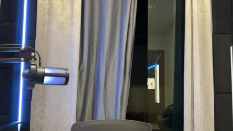 mettew22cm online show from September 8, 11:59 pm