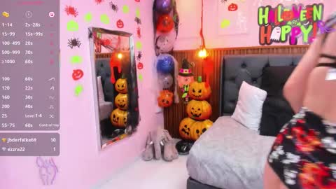 meylagia online show from October 31, 3:51 am