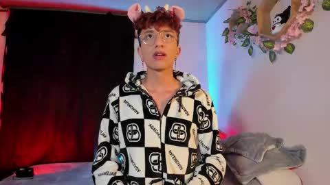 MATHIAS online show from March 11, 9:45 am