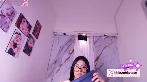 Mhia Kate online show from July 14, 12:21 pm