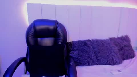 MHONIK BELUCI online show from July 28, 12:48 pm
