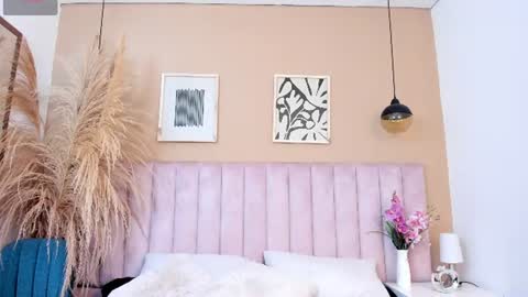mia__bailey_ online show from July 20, 6:31 pm