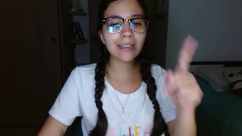 Mia online show from February 4, 4:27 am