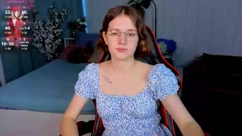 mia__mooore online show from March 7, 1:33 pm