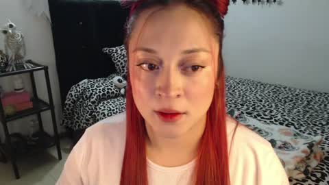 mia online show from July 6, 1:24 am