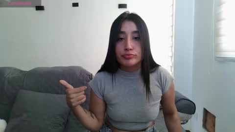 MIA AND EROS online show from July 31, 8:54 pm