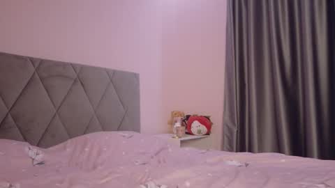 mia_angel online show from October 27, 5:13 pm