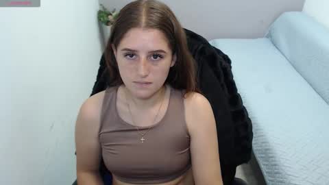 Snapshot of mia_diaz1 chatting on October 22, 2:19 pm Mia online show from October 22, 2:19 pm