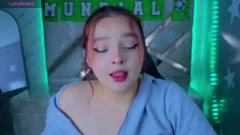 Mia online show from June 19, 1:28 pm