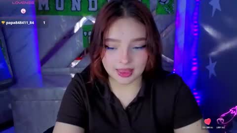 Mia online show from July 12, 3:04 pm