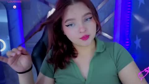 Mia online show from June 17, 3:06 pm