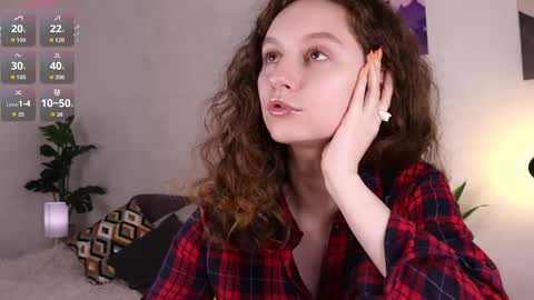 Mia  online show from May 16, 10:47 am