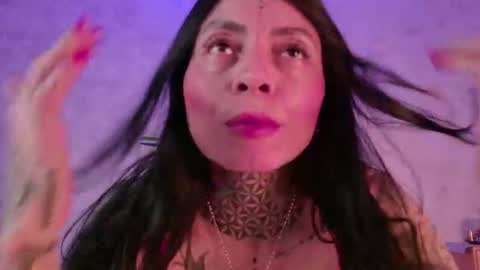 mia_hill1_ online show from June 16, 8:13 pm