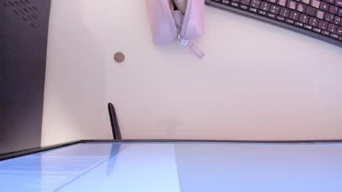    online show from November 3, 12:06 pm