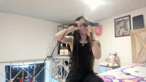 mia kaneee online show from September 22, 8:02 pm