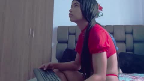 mia_kleim1 online show from February 4, 7:07 pm