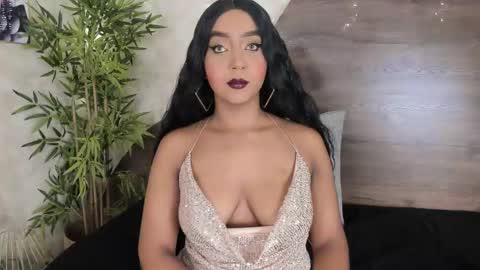 mia_lacy online show from November 19, 7:45 pm