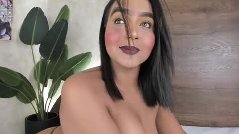 mia_lacy online show from February 26, 7:42 pm