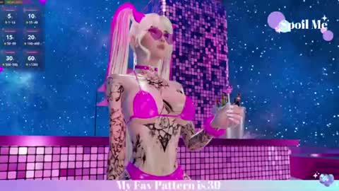 Mia online show from July 20, 6:20 pm