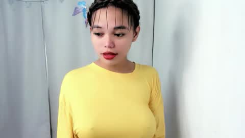 M I A online show from October 27, 7:19 am