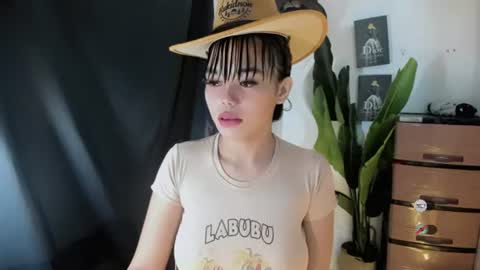 M I A online show from July 2, 9:58 am