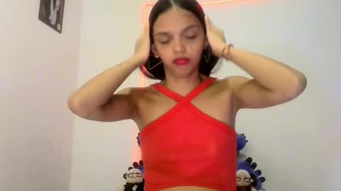 Snapshot of mia_lucy_21 chatting on September 25, 7:21 pm mia lucy 21 online show from September 25, 7:21 pm
