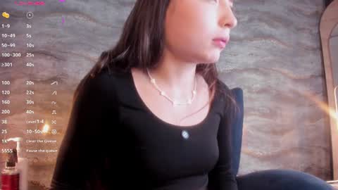 mia_luxor online show from August 1, 11:56 am