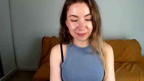 Mia online show from June 19, 9:48 am