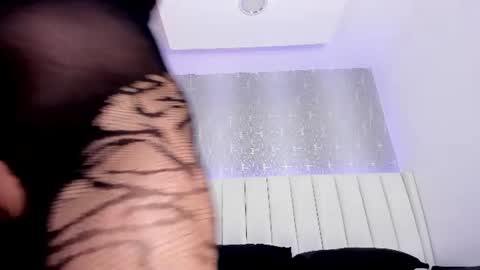    online show from June 13, 7:46 pm