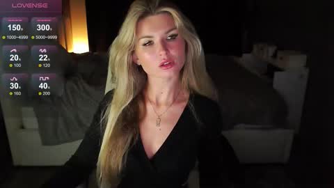   online show from September 25, 7:21 pm