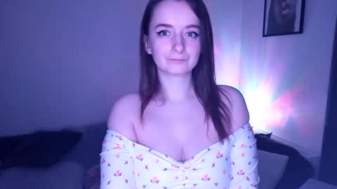 Mia online show from March 7, 12:21 am