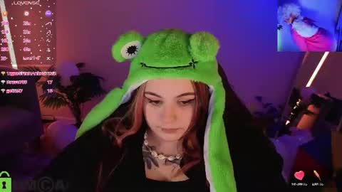 Mia online show from June 12, 2:54 am