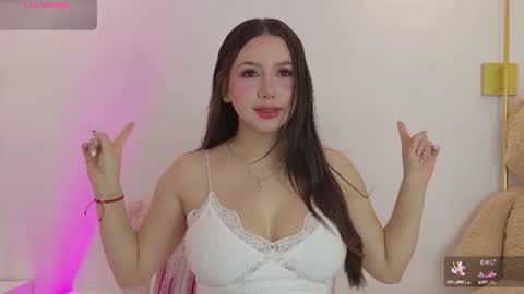 Mia online show from June 17, 12:21 pm
