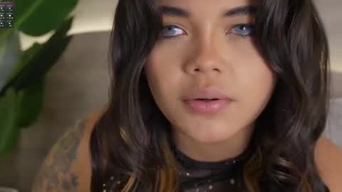 mia_rosalie online show from June 15, 8:45 pm