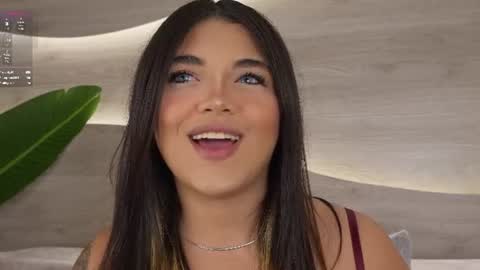 mia_rosalie online show from August 1, 7:37 pm