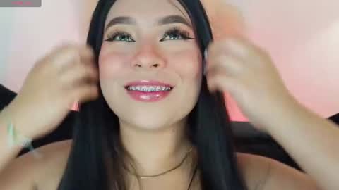 Mia online show from July 16, 10:55 pm