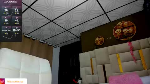 MIA HOT online show from June 5, 12:10 pm
