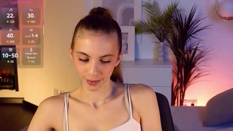 Mia online show from November 21, 6:55 am