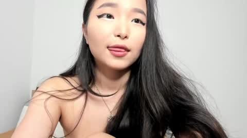  Your Soyun  online show from May 3, 1:39 pm