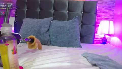 michell online show from July 28, 7:39 pm