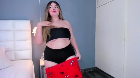 Snapshot of mia_vixenn chatting on October 4, 4:54 am mia vixenn online show from October 4, 4:54 am