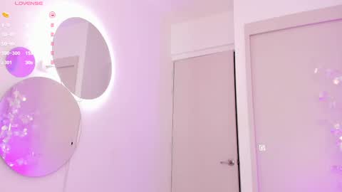     online show from March 1, 12:01 pm