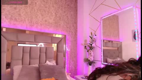 miaa_smiith1 online show from January 21, 11:46 am