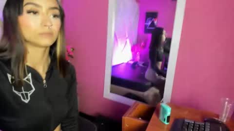 Miaa online show from November 6, 11:19 pm